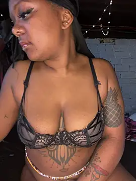 angelbby  online show from 05-31-26, 06:09