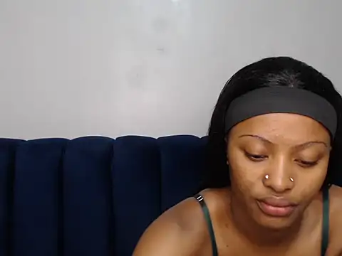 Youngling05 online show from 06-26-26, 06:18