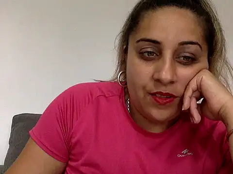 Snapshot of Antoniasweet chatting on 06-13-26, 11:19 Antoniasweet online show from 06-13-26, 11:19