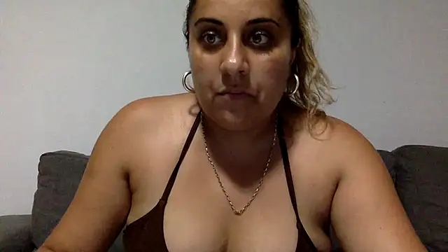 Snapshot of Antoniasweet chatting on 07-02-26, 06:14 Antoniasweet online show from 07-02-26, 06:14