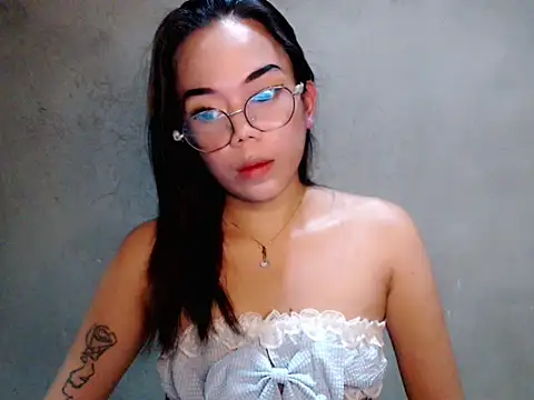 Urbabydollxxx online show from 06-28-26, 01:17