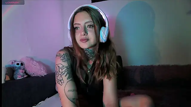 brat rebeca online show from 07-15-26, 06:57
