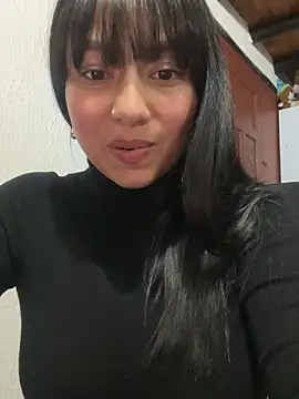 Snapshot of yul-dulce chatting on 06-06-26, 11:31 yul-dulce online show from 06-06-26, 11:31