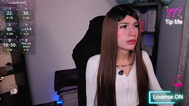 Snapshot of Aria_Bugatti chatting on 05-28-26, 02:36 Aria Bugatti online show from 05-28-26, 02:36