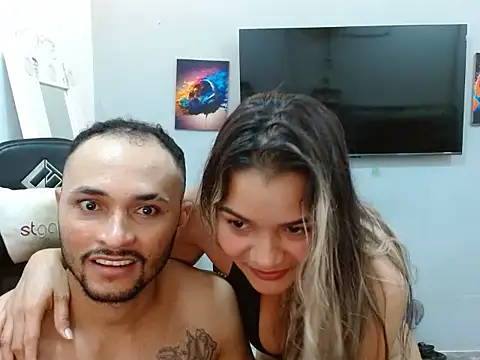 Bronze2626 online show from 05-12-26, 07:49
