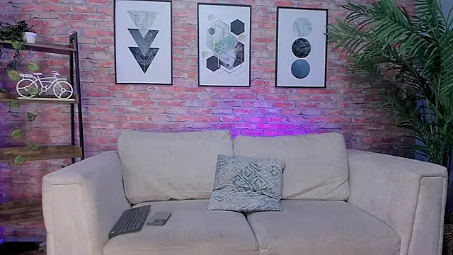 Snapshot of mike-collinss chatting on 07-16-26, 07:42 mike-collinss online show from 07-16-26, 07:42