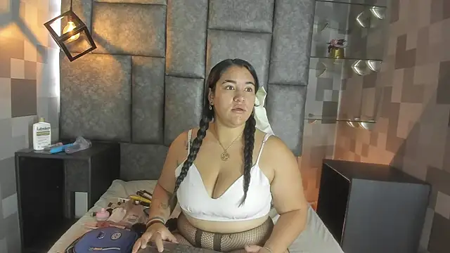 Ainoa Ruiz online show from 06-03-26, 02:08