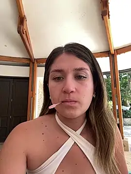 Snapshot of IsabelleMilan chatting on 06-19-26, 03:16 IsabelleMilan online show from 06-19-26, 03:16