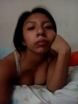 Snapshot of gatita2212 chatting on 05-20-26, 05:30 gatita2212 online show from 05-20-26, 05:30