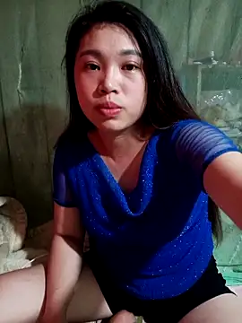 Snapshot of _YouAreMySunShine_ chatting on 05-17-26, 03:30 YouAreMySunShine online show from 05-17-26, 03:30