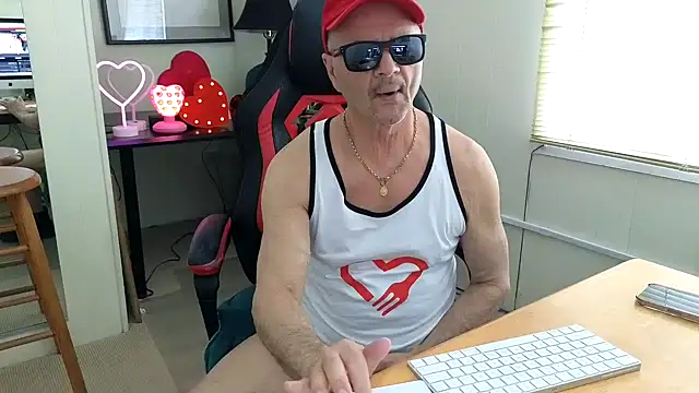 hotdadbod online show from 02-15-25, 09:04