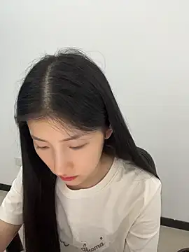Mina 168 online show from 07-18-26, 06:39