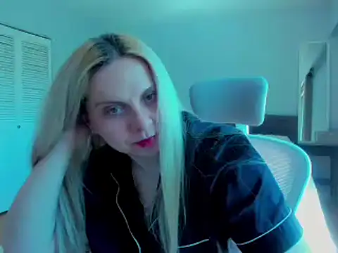 Laviora online show from 05-31-26, 11:39