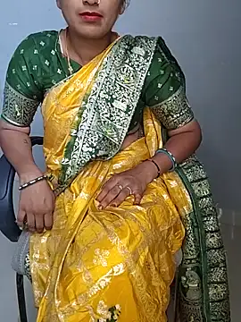 Snapshot of saina_baby chatting on 05-18-26, 04:18 saina baby online show from 05-18-26, 04:18