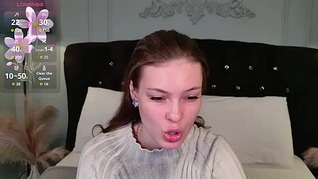 Mili Joy online show from 07-13-26, 06:33