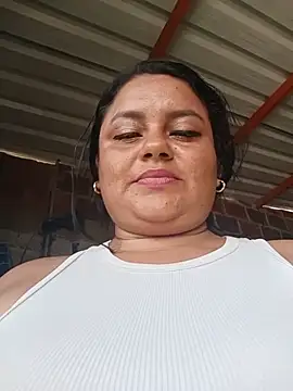 Snapshot of dirty_violeota_19 chatting on 05-13-26, 02:14 dirty violeota 19 online show from 05-13-26, 02:14