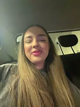 Snapshot of ScarletColesX chatting on 05-15-26, 10:44 ScarletColesX online show from 05-15-26, 10:44