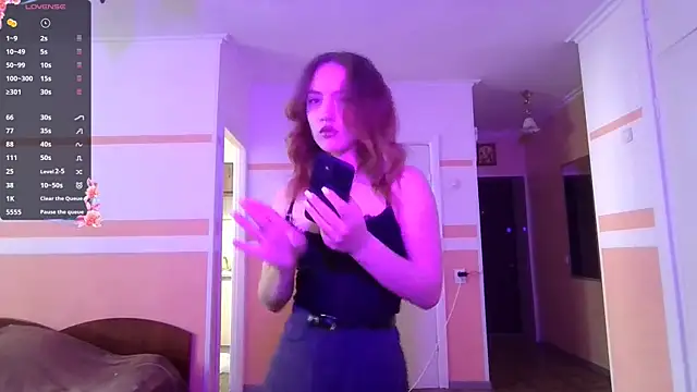 JulianeHedgpeth online show from 06-01-26, 11:23