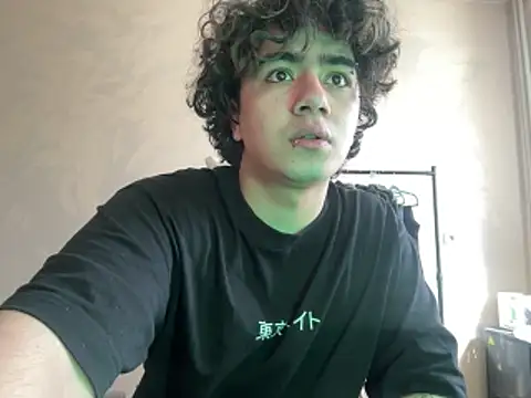 Snapshot of _ELIGOS_ chatting on 05-19-26, 10:54 ELIGOS online show from 05-19-26, 10:54