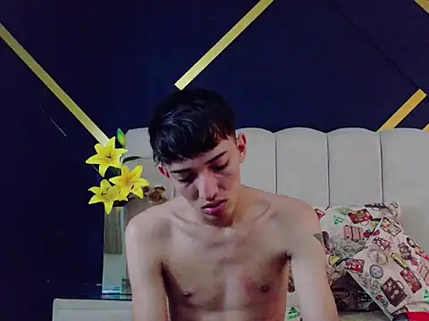 MichaelVasquex online show from 05-25-26, 12:44