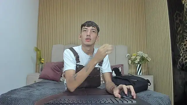 MichaelVasquex online show from 05-27-26, 12:46