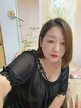 Snapshot of Ruyier chatting on 06-26-26, 03:49 Ruyier online show from 06-26-26, 03:49