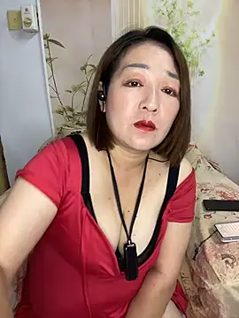 Snapshot of Ruyier chatting on 07-02-26, 04:02 Ruyier online show from 07-02-26, 04:02