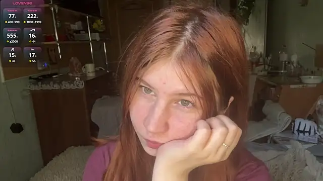 Snapshot of EmmaLovelyBB chatting on 06-15-26, 04:09 EmmaLovelyBB online show from 06-15-26, 04:09