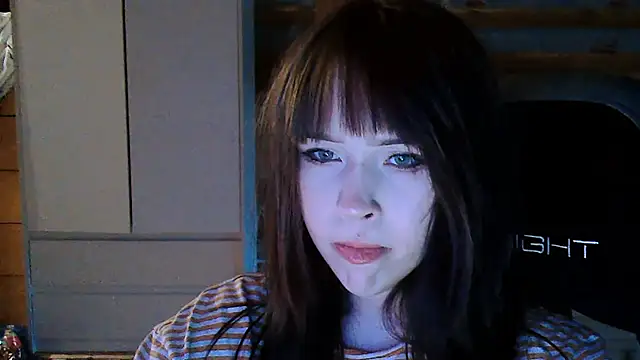 Snapshot of NoirEva chatting on 05-22-26, 05:29 NoirEva online show from 05-22-26, 05:29
