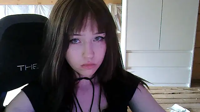 Snapshot of NoirEva chatting on 05-24-26, 03:39 NoirEva online show from 05-24-26, 03:39