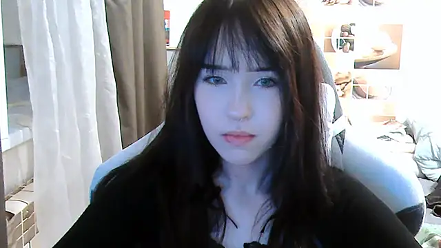 NoirEva online show from 07-10-26, 06:21
