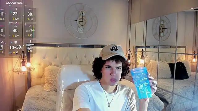 Snapshot of felix_haze chatting on 07-19-26, 05:49 felix haze online show from 07-19-26, 05:49