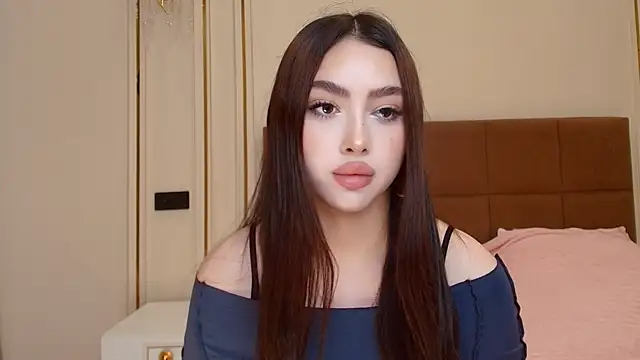 Snapshot of maddie_perezz chatting on 05-19-26, 08:04 maddie perezz online show from 05-19-26, 08:04