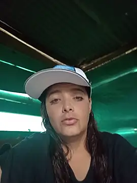 colombianpaisahot online show from 06-06-26, 08:46