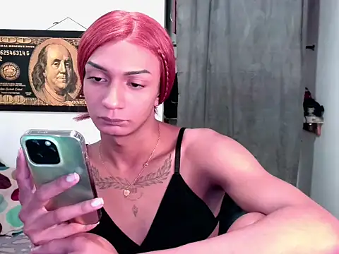 Snapshot of Alexxasexy chatting on 07-15-26, 03:28 Alexxasexy online show from 07-15-26, 03:28