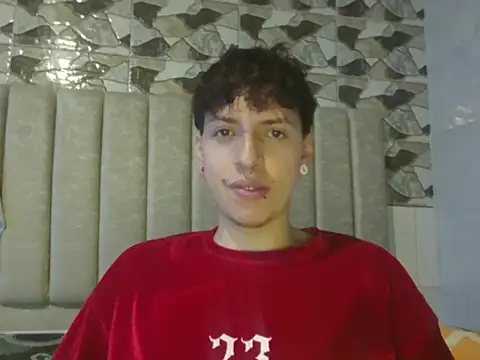 Snapshot of Noah_mod chatting on 06-01-26, 06:59 Noah mod online show from 06-01-26, 06:59