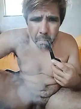 Snapshot of Rodrigo123hjsbdnd chatting on 07-19-26, 12:42 Rodrigo123hjsbdnd online show from 07-19-26, 12:42