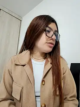 Snapshot of cutetemari chatting on 06-29-26, 12:17 cutetemari online show from 06-29-26, 12:17