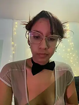 Snapshot of camig0x chatting on 05-15-26, 02:13 camig0x online show from 05-15-26, 02:13