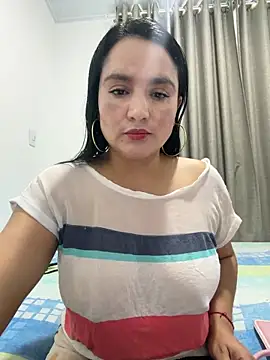 rousee69  online show from 06-05-26, 10:48