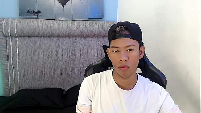 Taylerr 18 online show from 06-01-26, 12:18