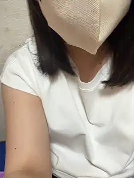 Snapshot of sora_071355 chatting on 05-15-26, 04:36 sora 071355 online show from 05-15-26, 04:36