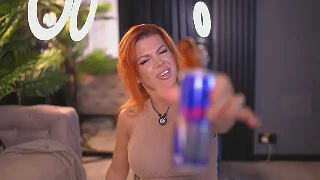 Snapshot of CamillaStarrX chatting on 07-03-26, 06:47 CamillaStarrX online show from 07-03-26, 06:47