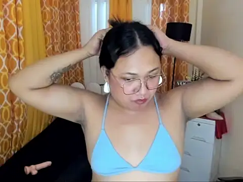 Snapshot of BigCockLexie chatting on 06-30-26, 01:17 BigCockLexie online show from 06-30-26, 01:17