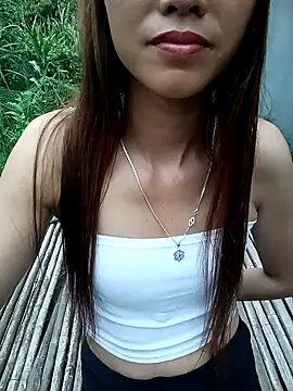 Snapshot of Suly-sweet chatting on 06-20-26, 11:57 Suly-sweet online show from 06-20-26, 11:57