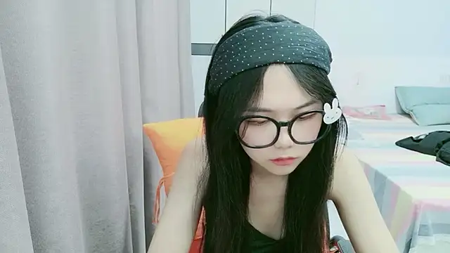 xiaoxiaoyu030 online show from 07-13-26, 08:17