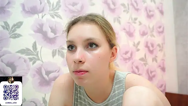 Sairallyn online show from 07-10-26, 08:33