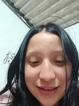 Snapshot of mileidy0106 chatting on 07-14-26, 02:05 mileidy0106 online show from 07-14-26, 02:05