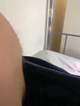 hott-boyyy online show from 05-28-26, 02:03