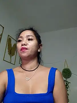 Snapshot of tinahturndo chatting on 07-26-26, 04:14 tinahturndo online show from 07-26-26, 04:14